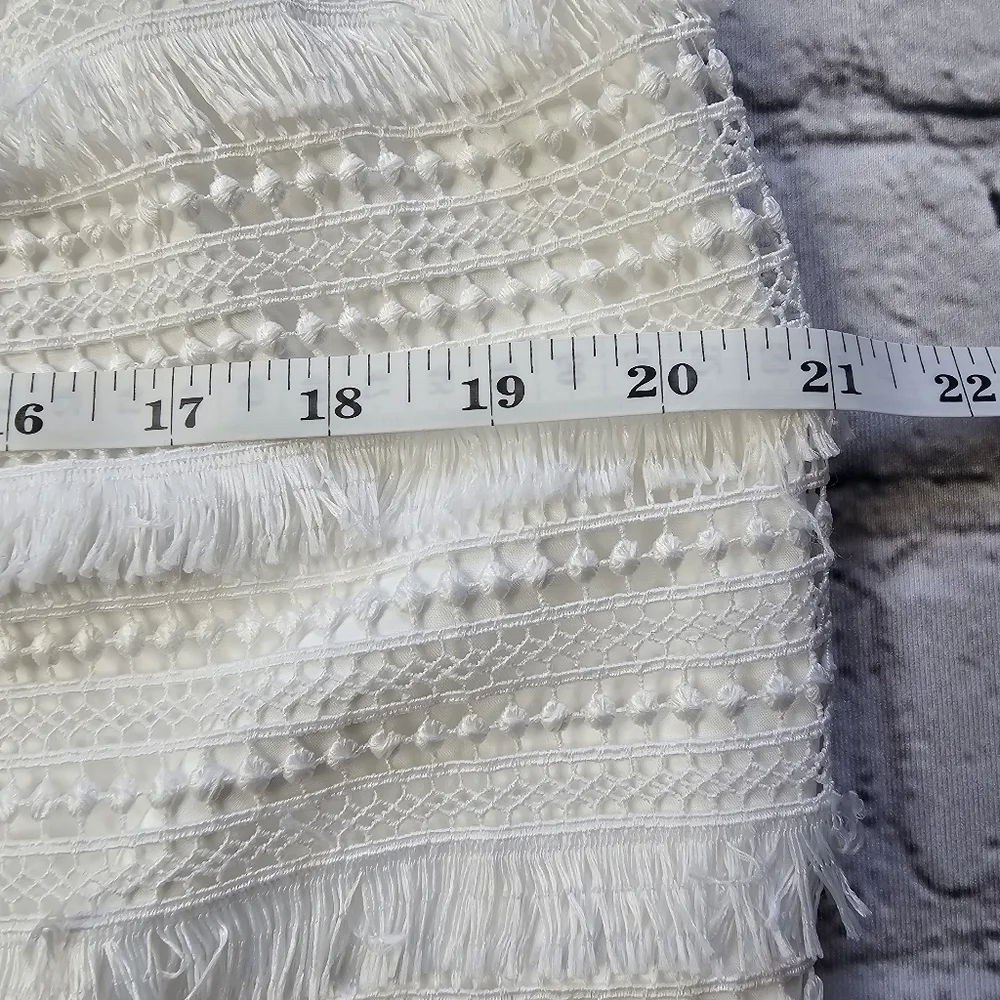 White‎ House Black Market WHBM White Fringe Crochet Accent Pencil Skirt Size 12 - Picture 9 of 12